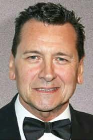 Mark Lindsay Chapman